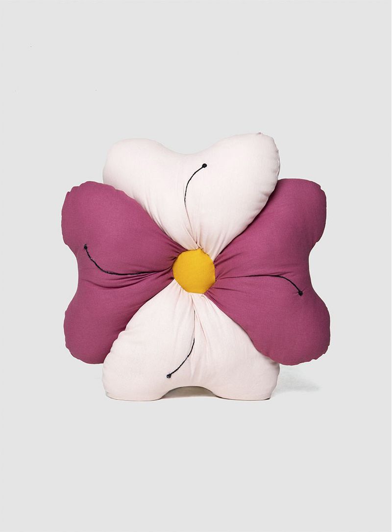 Almofada-formato-flor-rosa