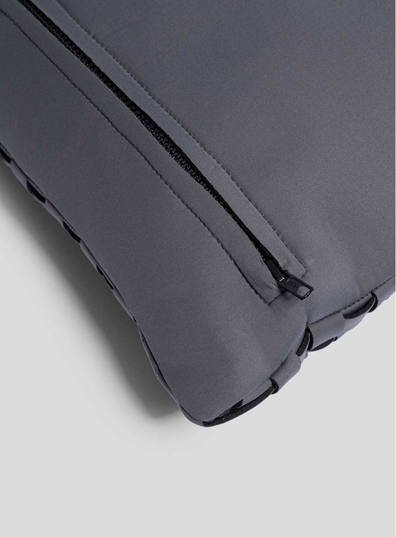Almofada-neoprene-iii-cinza-escuro