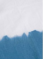 Caminho-de-mesa-tie-dye-azul-e-branco