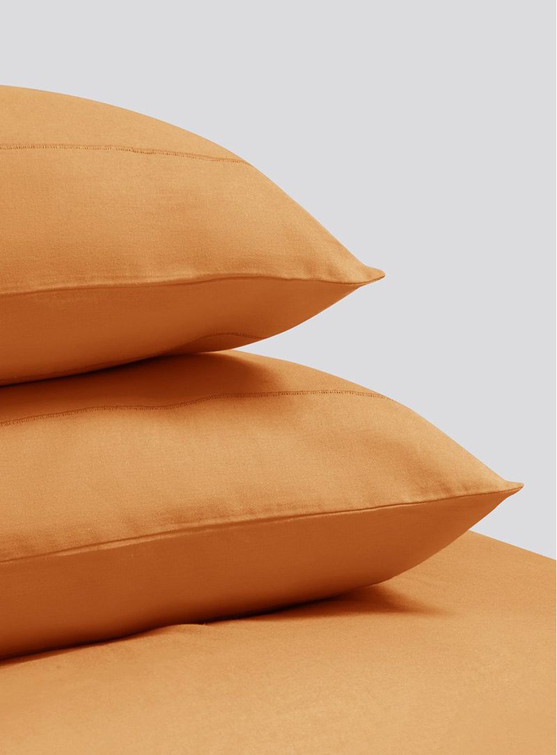 Capa-de-edredom-cama-ocre-009
