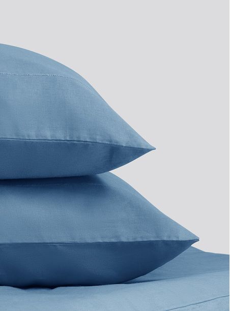 Capa travesseiro cama azul 008