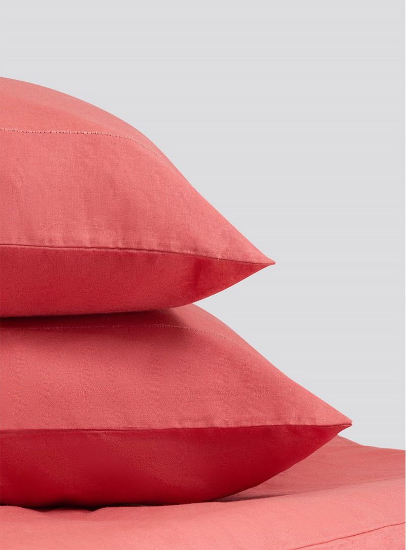Capa-travesseiro-cama-rosa-005
