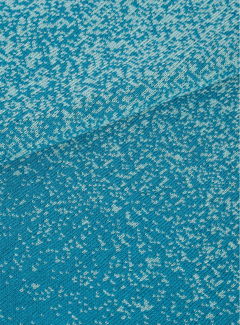Manta-degrade-azul