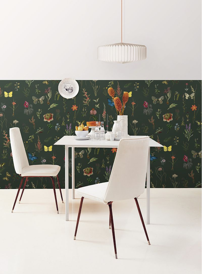 Papel-de-parede-petalas-e-asas-verde-escuro
