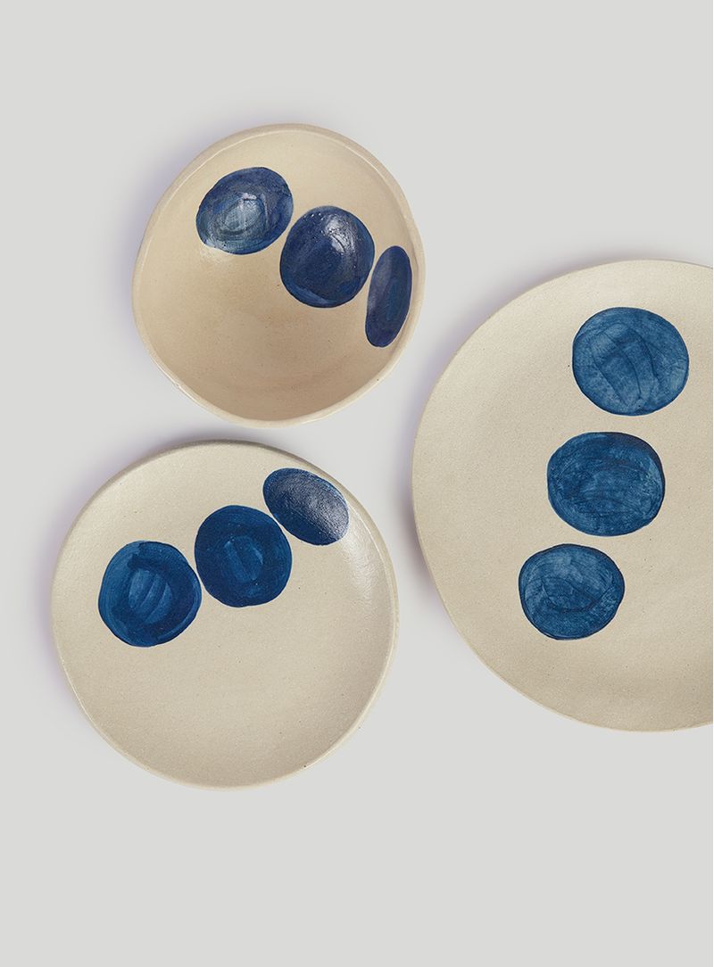 Prato-ceramica-sobremesa-ii-branco-e-azul