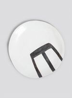 Prato-ceramica-refeicao-tracos-iii-branco-e-preto