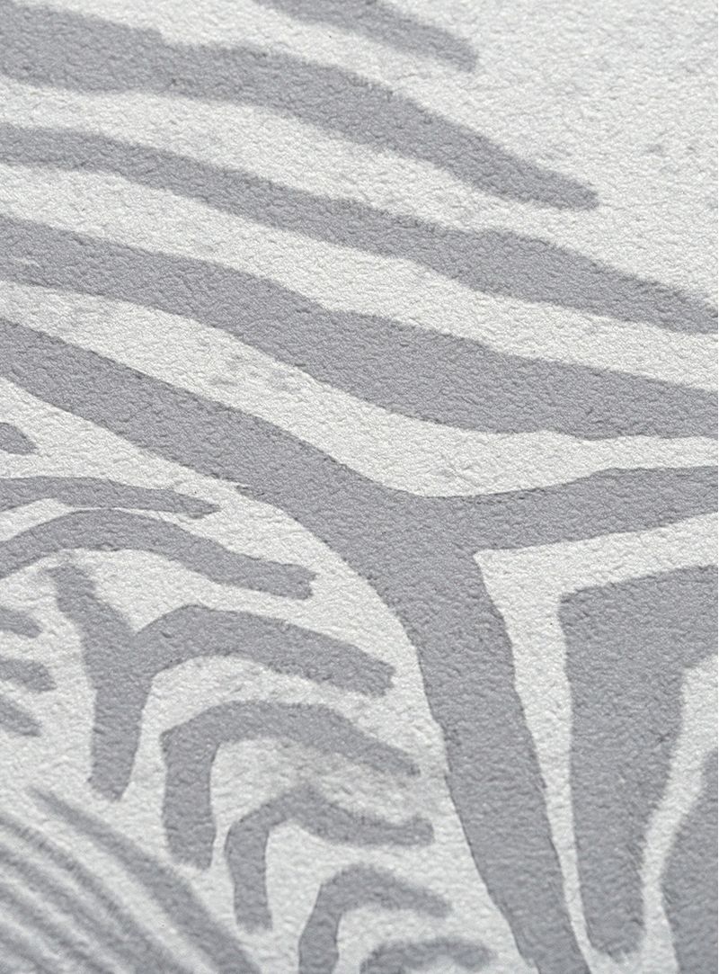Papel-de-parede-not-wet-but-wild-off-cinza