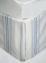 Saia-cama-box-cortejo-off-white-e-azul