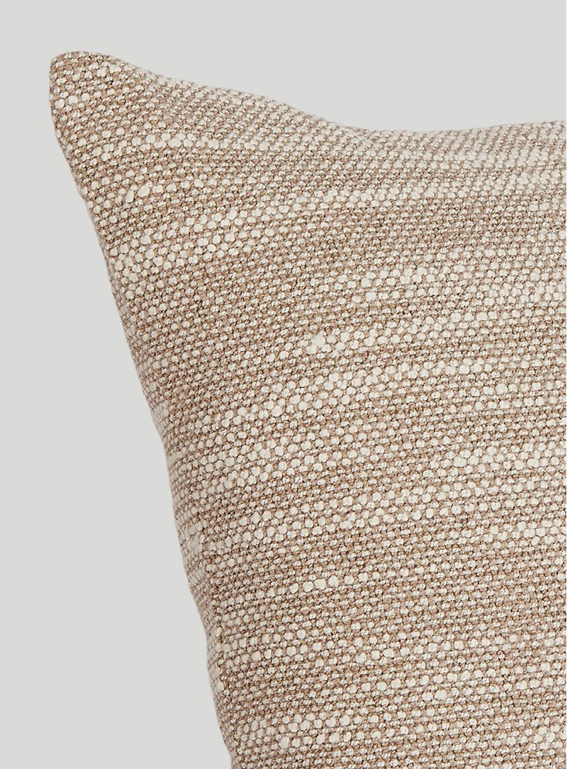 Almofada-boucle-bege-e-off-white