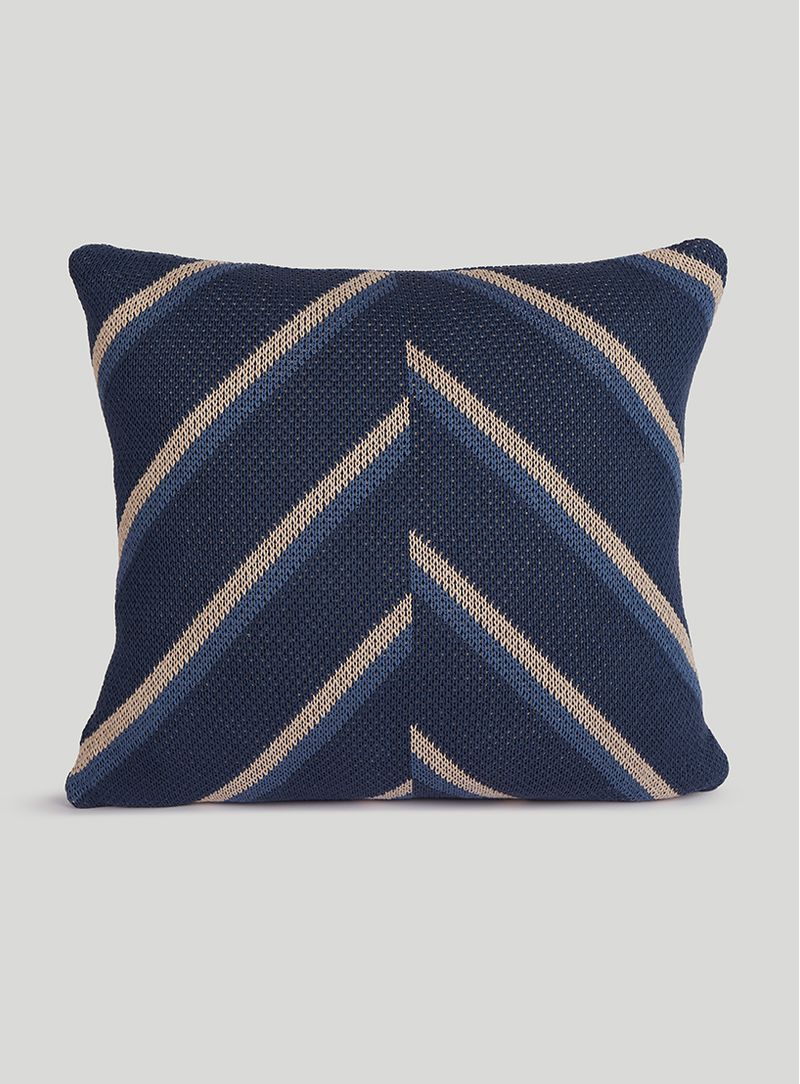 Almofada-trico-diagonal-azul-e-off-white