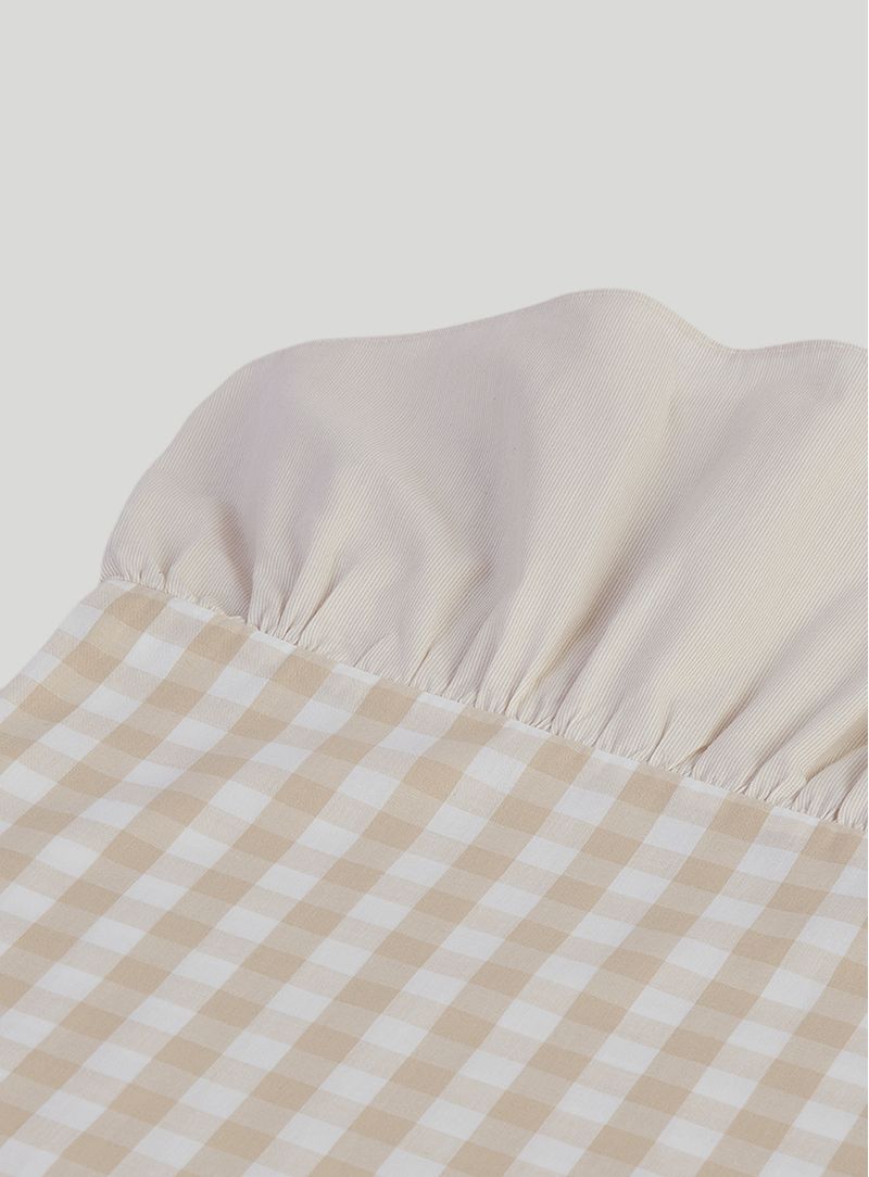 Toalha-de-mesa-xadrez-babado-bege-e-off-white