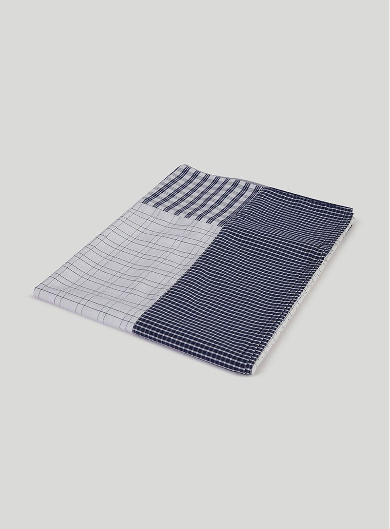 Toalha-de-mesa-xadrez-azul-e-branco