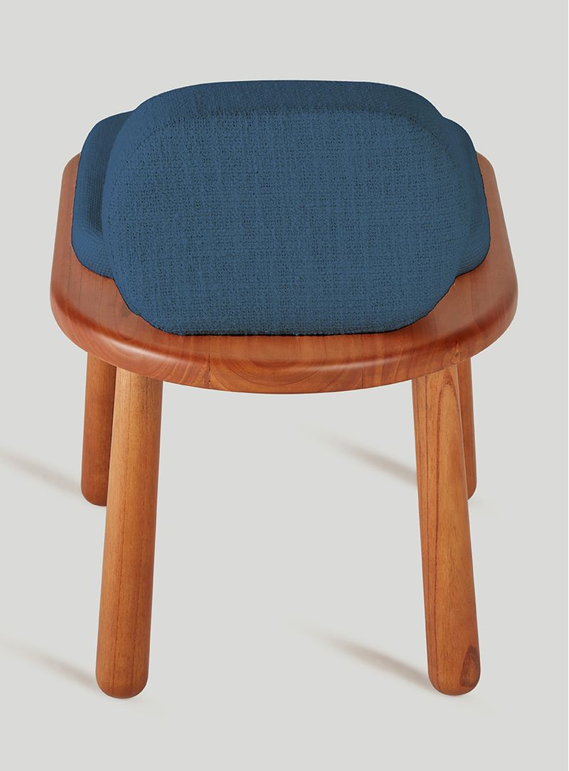 Cadeira-pedra-azul
