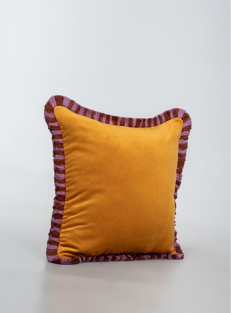 almofada-marabu-listrado-ocre-lilas-e-marrom