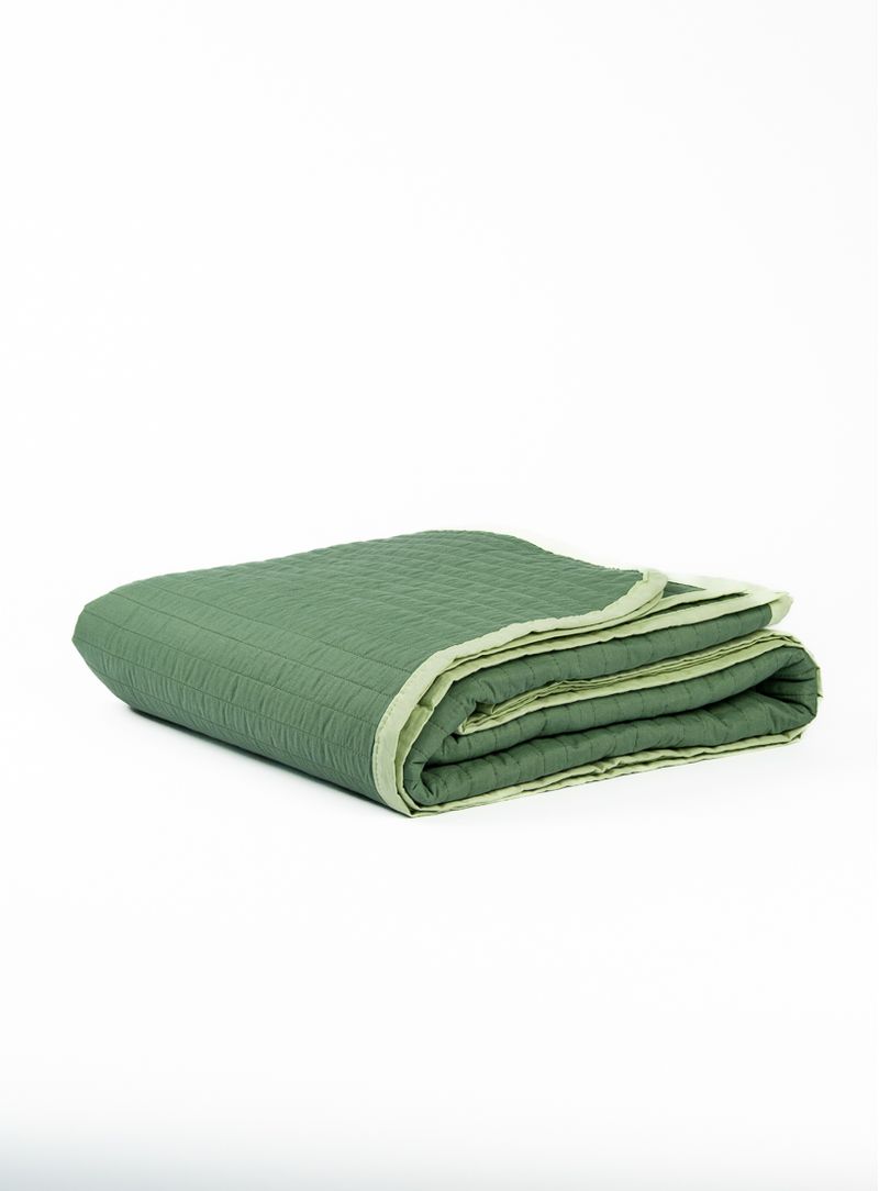 Colcha-Matelasse-lisa-verde