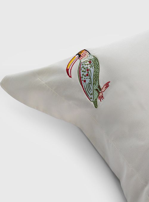 Fronha Bordada tucano