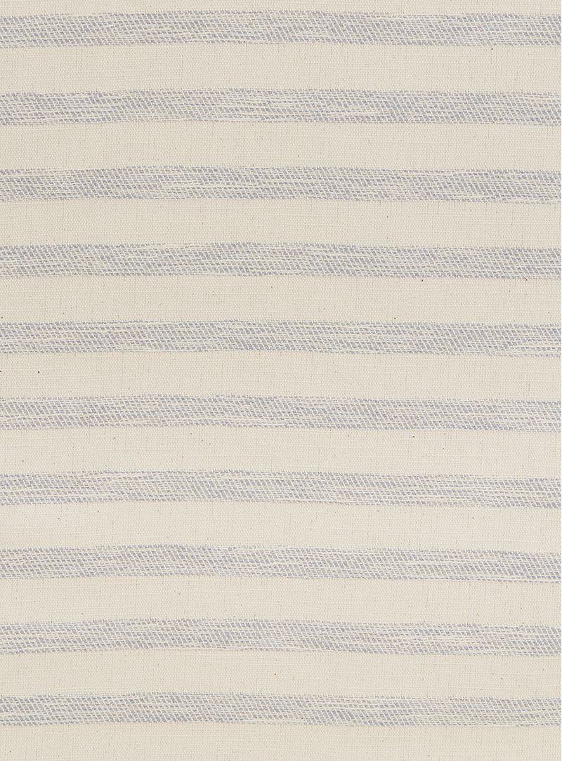 Tecido-liso-olivia-off-white-e-azul