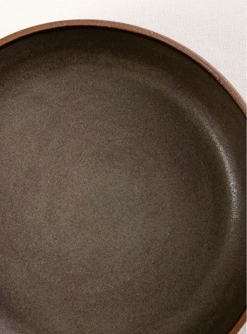 Prato-Fundo-terracota-ceramica-esmalte-azul