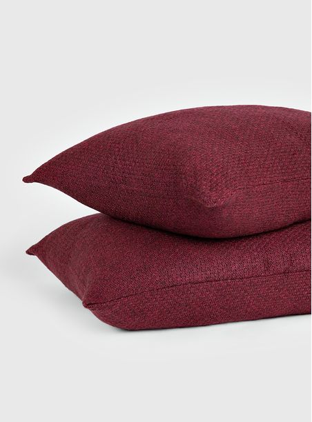 Kit com 2 capas de travesseiro ponto arroz bordô