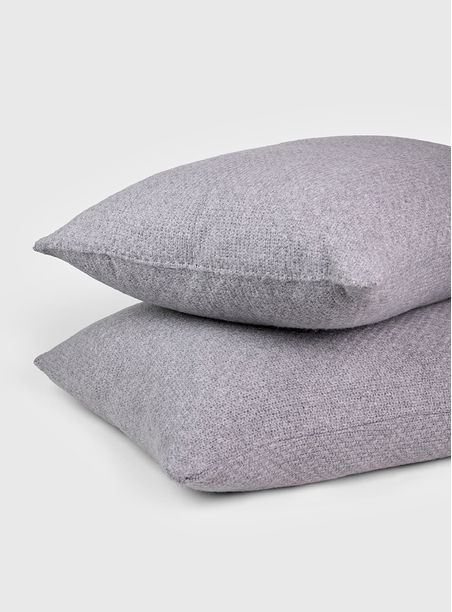 Kit com 2 capas de travesseiro ponto arroz chumbo