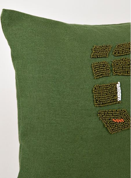 Almofada bordada miçanga vitória régia