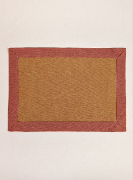 Jogo Americano Recortes impermeável caqui e vermelho